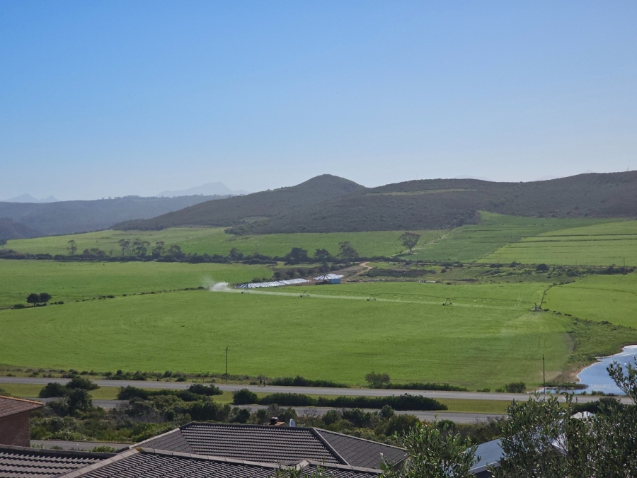3 Bedroom Property for Sale in Reebok Western Cape